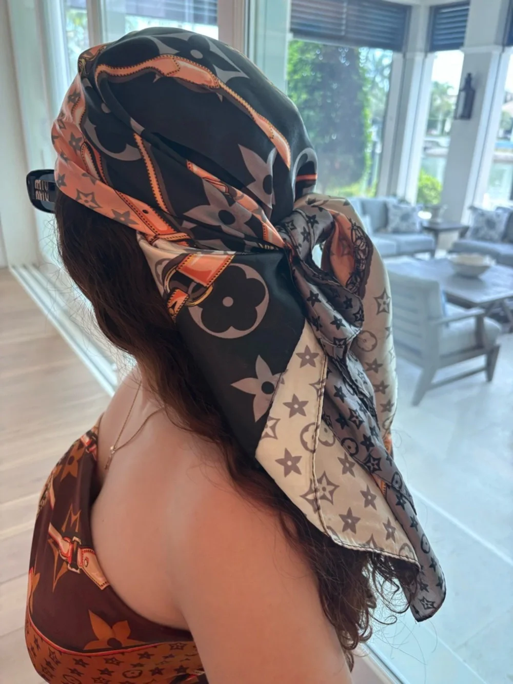 Silk Star-Print Tie-Back Bandana Top in Beige & Orange,black - Picture 2 of 12